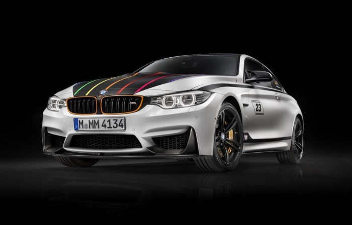 BMW M4 teljes harci díszben 8