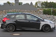 Alig álcázzák már a Focus RS-t 13