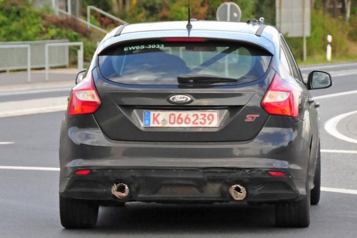 Alig álcázzák már a Focus RS-t 6 | Vezess Alig álcázzák már a Focus RS-t 6