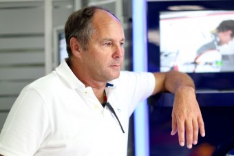 F1: Nagy név tér vissza a McLarenhez?