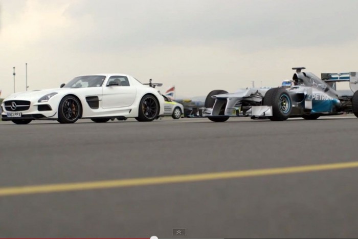 Itt a kőkemény bizonyíték, mennyire gyors a Forma-1