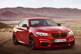 370 lóerő a BMW kis játékszerében