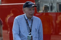 F1: Rosbergnek már tetszik a duplapontos finálé 8