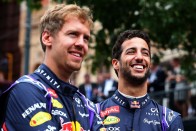 F1: Vettel fánkokat gyártott Austinban 8