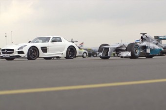 Schumacher autóját párbajra vitték