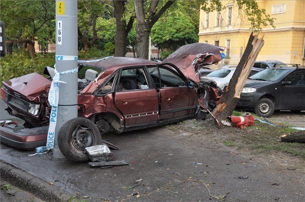 Máris ezer forinttal drágult a kötelező átlagdíja 1