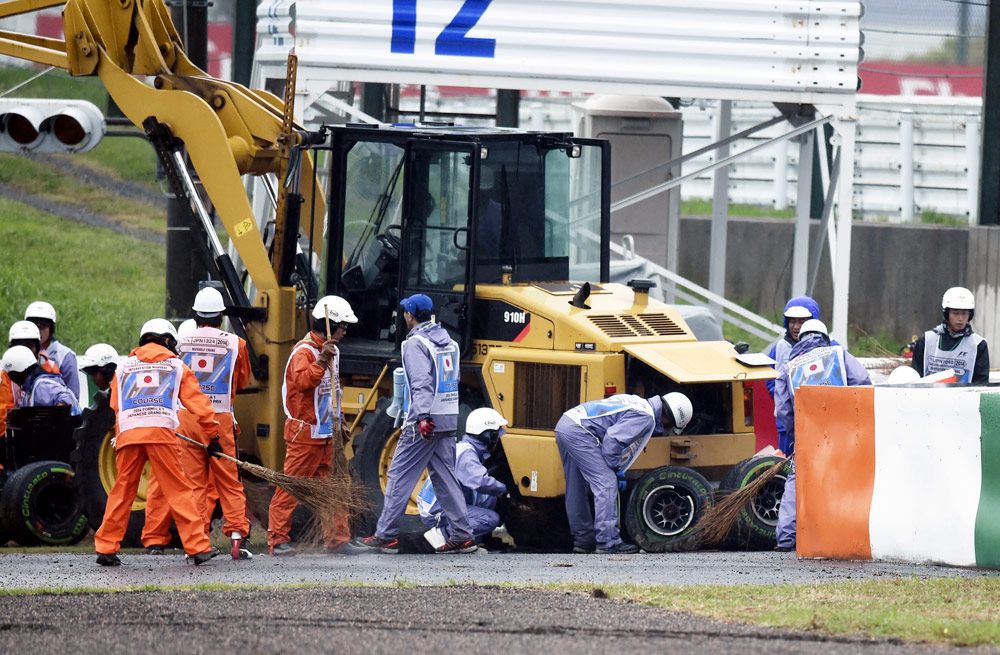 F1: Bianchit hazaszállították 17