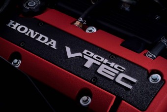 Briliáns grafikán a VTEC működése