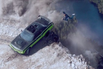 Atombombaként robban az új 