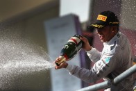 Hamilton: Alonso az én helyemet akarja 48