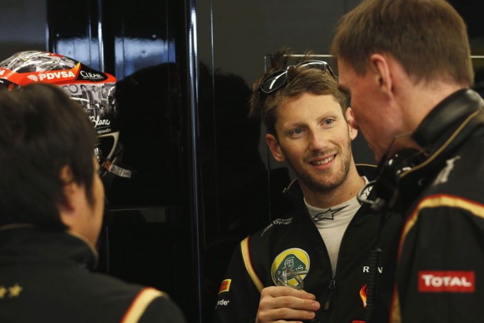 Hamilton: Alonso az én helyemet akarja 7