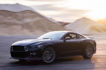 735 lóerős a csúcs-Mustang!