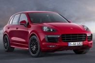 Két végén újult a Porsche Cayenne 14