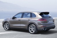 Két végén újult a Porsche Cayenne 19