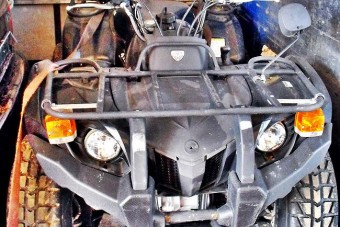 Lopott quadot találtak a teherautóban