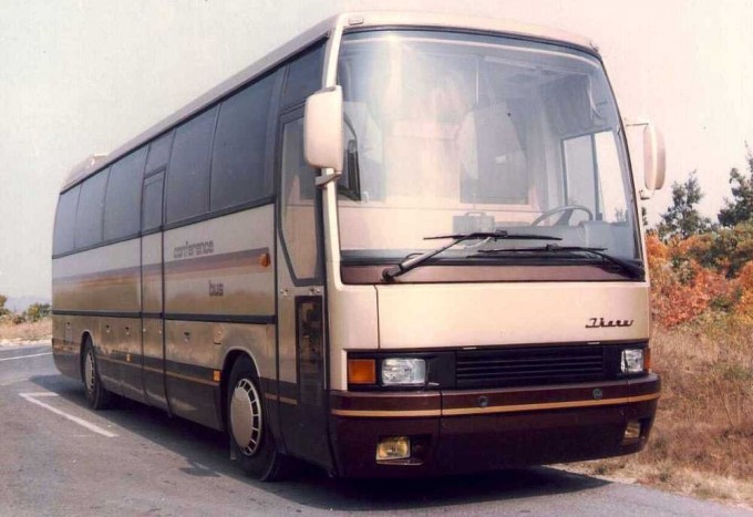 Neked van kedvenc Ikarusod? 13 | Vezess Konferencia