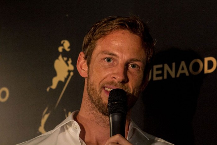 F1: Button már a távozásra készül? 6