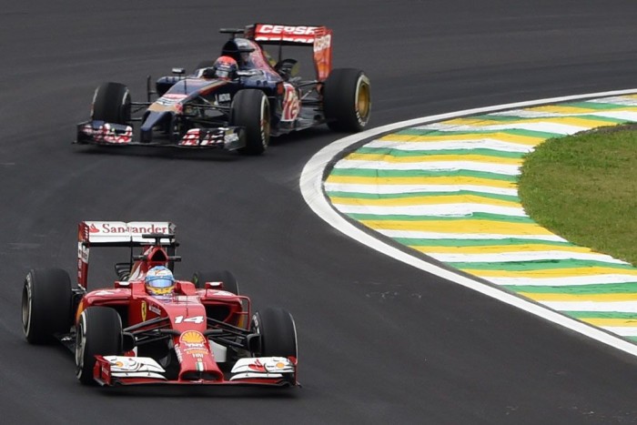 F1: Hamilton nem bír Rosberggel 6 | Vezess F1: Hamilton nem bír Rosberggel 6