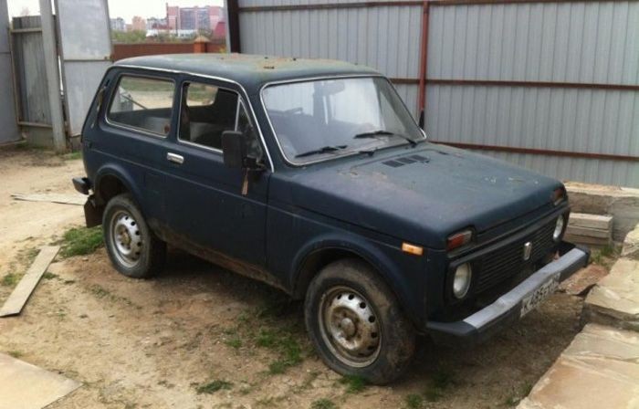Ez a Lada Niva poraiból támadt fel, és lett partiállat 1