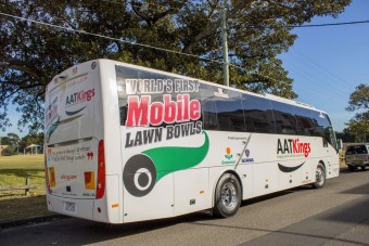 Busz, amelyben gyeptekézhetnek az utasok