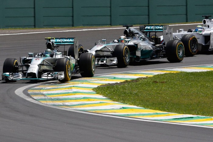 F1: Hamilton Abu-Dzabiban nem akar rontani 1