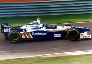 Nézd  meg ahogy Karun Chandhok vezeti Jacques Villeneuve versenygépét