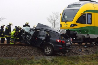 Képeken a halálos körmendi vonatbaleset
