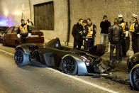 Gazdája szerint egy motoros miatt tört a Batmobil 2