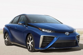 Autónként akár harmincmilliót bukhat a Toyota