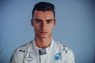 F1: Nyolc év után távozik a McLaren-tesztelő 9