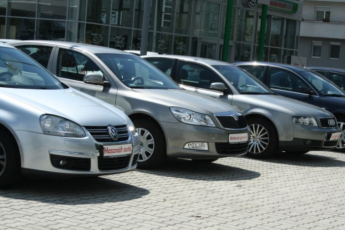 Használt autók: szervizelés, olcsóbban 12