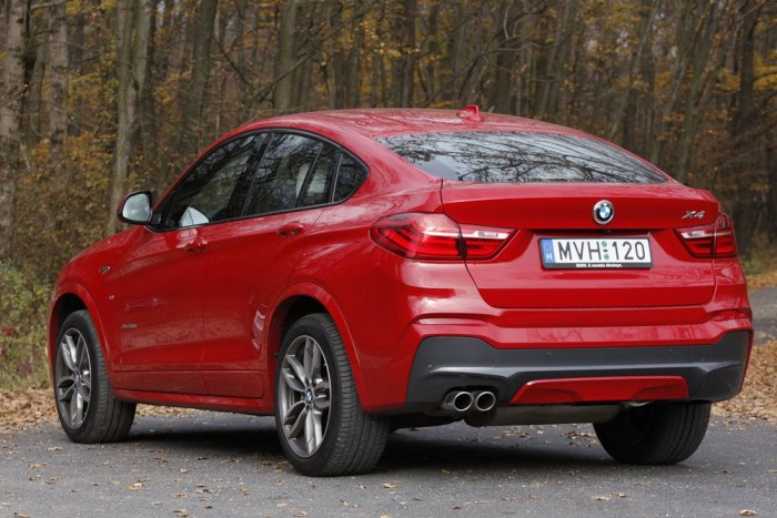 Mitől lesz a piac szürke egere egy remek autó? 7 | Vezess A dízelek 190 lóerőtől 313-ig, a benzinesek 184 és 306 között. 18-as típusjel és X4 M nincs