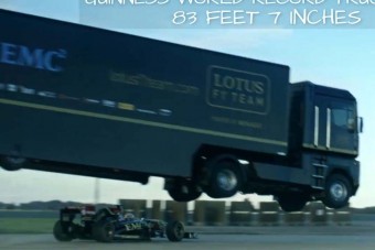 Váratlan, durva, kőkemény reklám a Lotustól