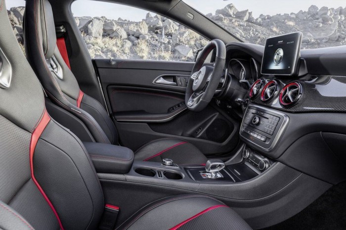 Itt a legújabb magyar Mercedes! 8 | Vezess Itt a legújabb magyar Mercedes! 8