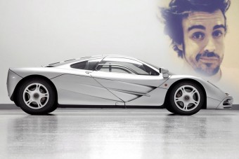 Milyen autót vegyen Alonso?