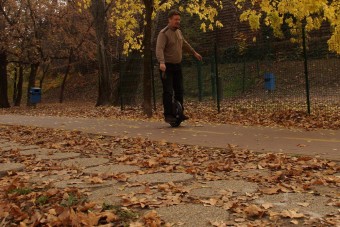 Közlekedési eszköz, EGYETLEN kerékkel?