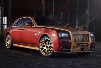 Gombnyomásra vadul be a Rolls-Royce