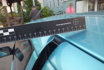 Durva módszerrel tört fel 14 autót két kamasz