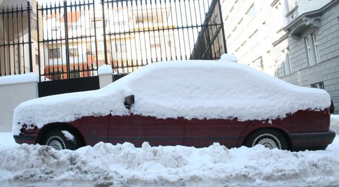 Igen, télen hó van. Na és? 5 | Vezess Na jó, egy BMW E34 szebb lenne hó nélkül