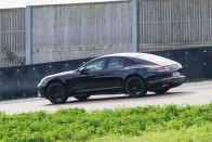 Új formával támad a Porsche Panamera 14