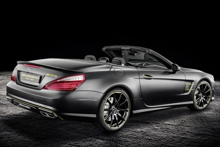 Ünnepelj a Mercedesszel 100 millióért 7