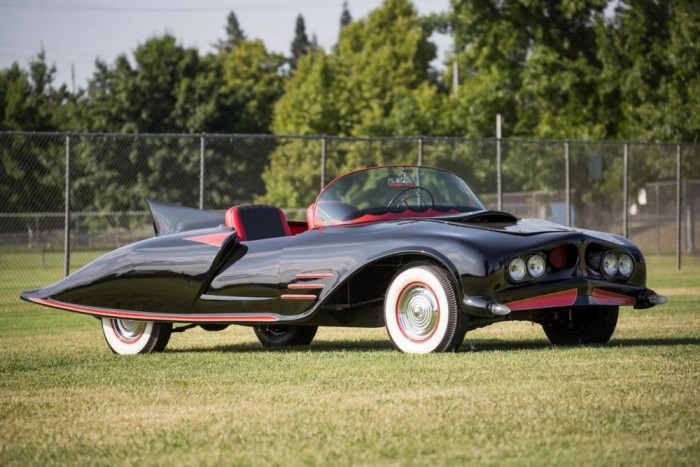 Kalapács alatt a legelső Batmobile 8 | Vezess Kalapács alatt a legelső Batmobile 8