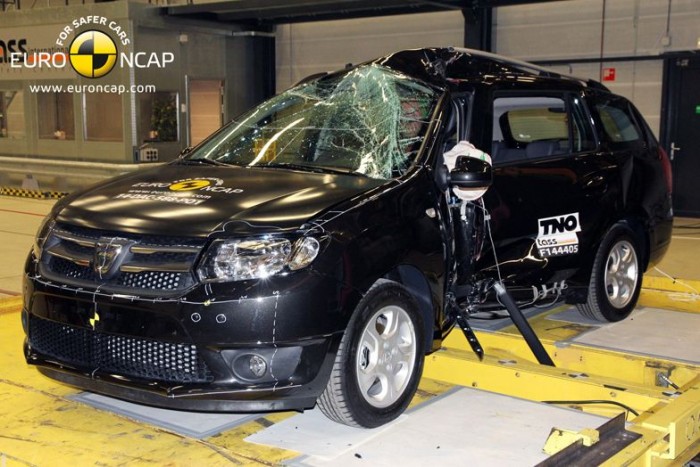 Dacia Logan: legalább a gyerek megúszhatja… 3