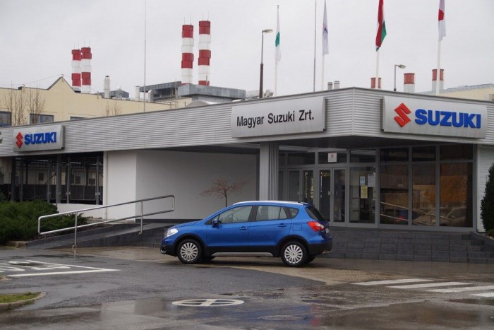 Hová kiránduljunk, ha kevés az idő? 9 | Vezess Hazatérés: az SX4 S-Cross tavaly óta készül Esztergomban. Jelenleg a Swift mellett csak az S-Crosst gyártja az egy műszakban termelő Suzuki