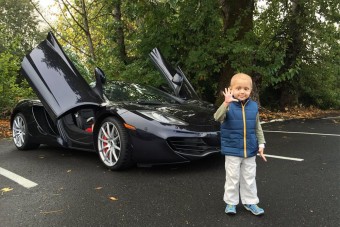 Így segít a milliomos házaspár a beteg gyerekeknek