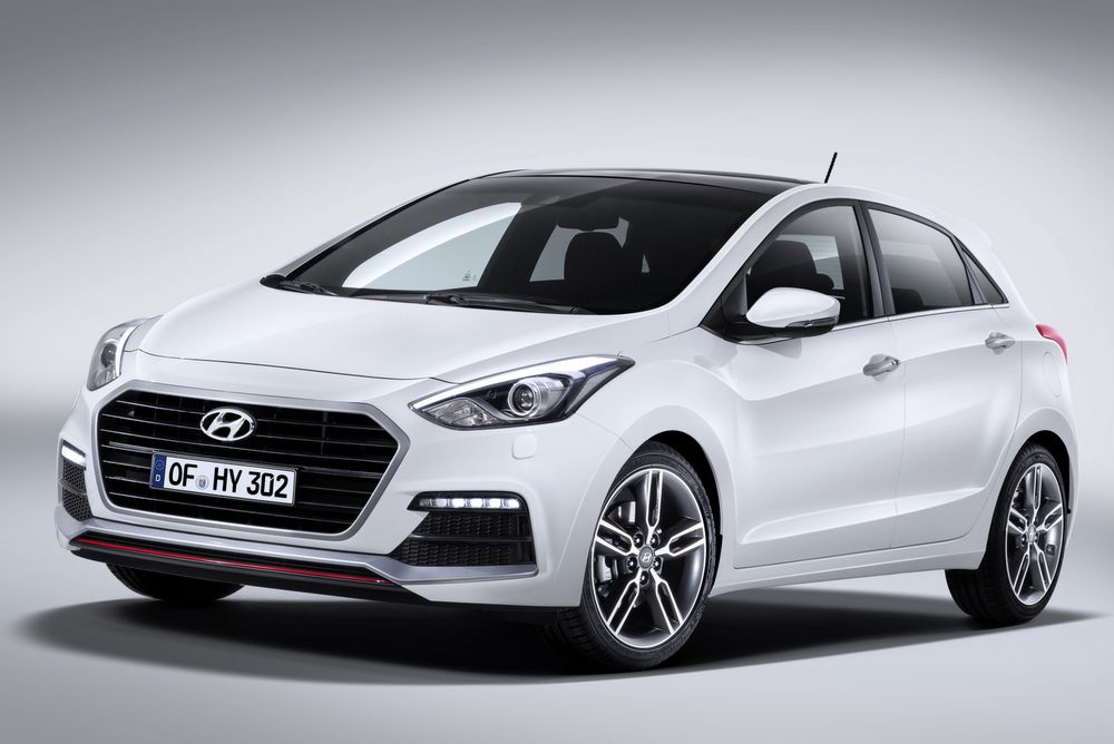 Hyundai i30 Turbo. Öt ajtóval is kapható.