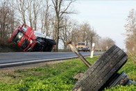 A nap képe: két kamion ütközött Enyingnél 6