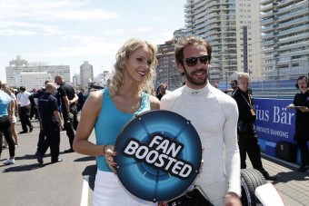 Majdnem csodát tett a kirúgott F1-es