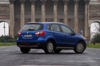 Benzines vagy dízel - melyik éri meg?