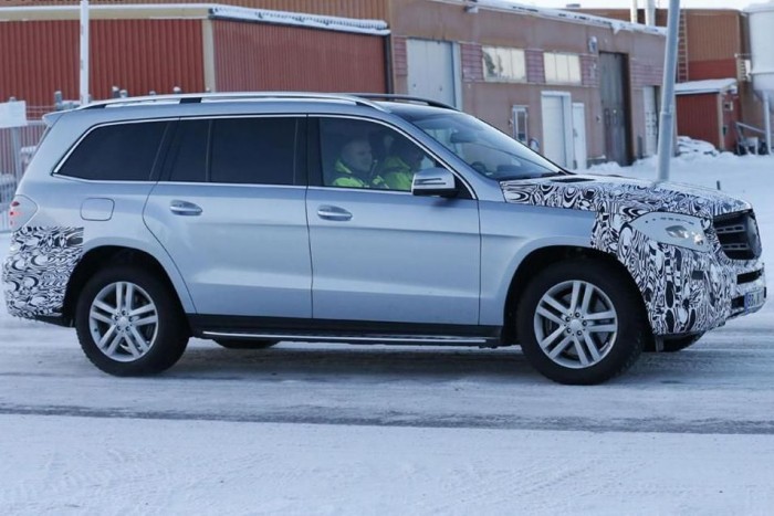 Megújul a Mercedes óriás SUV-ja 7